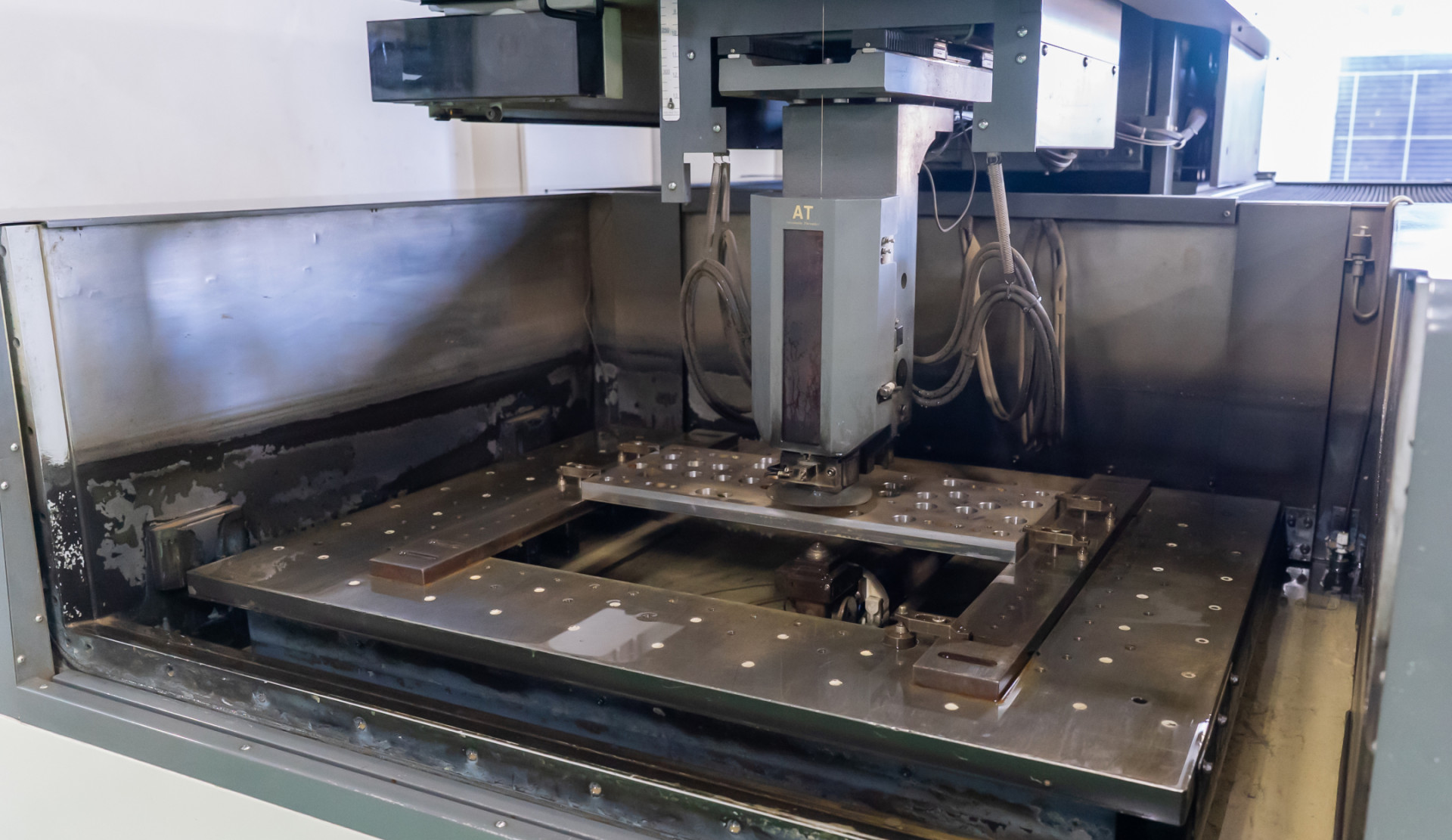 金型設計・製作